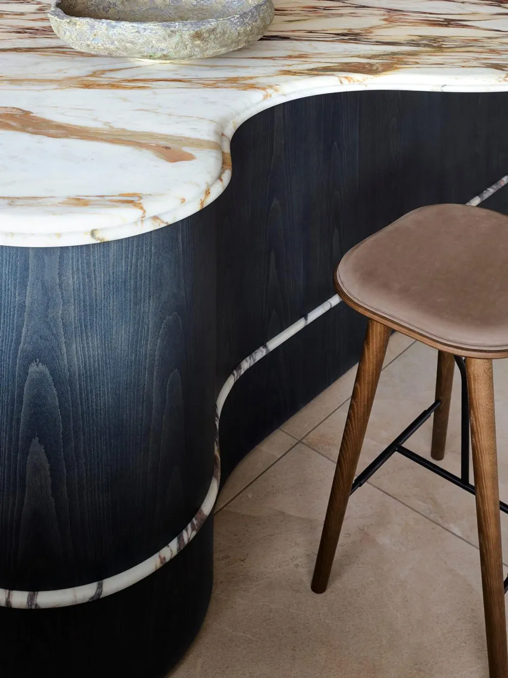 Интересный многослойный интерьер с видом на залив в Сиднее - Gallery image 10