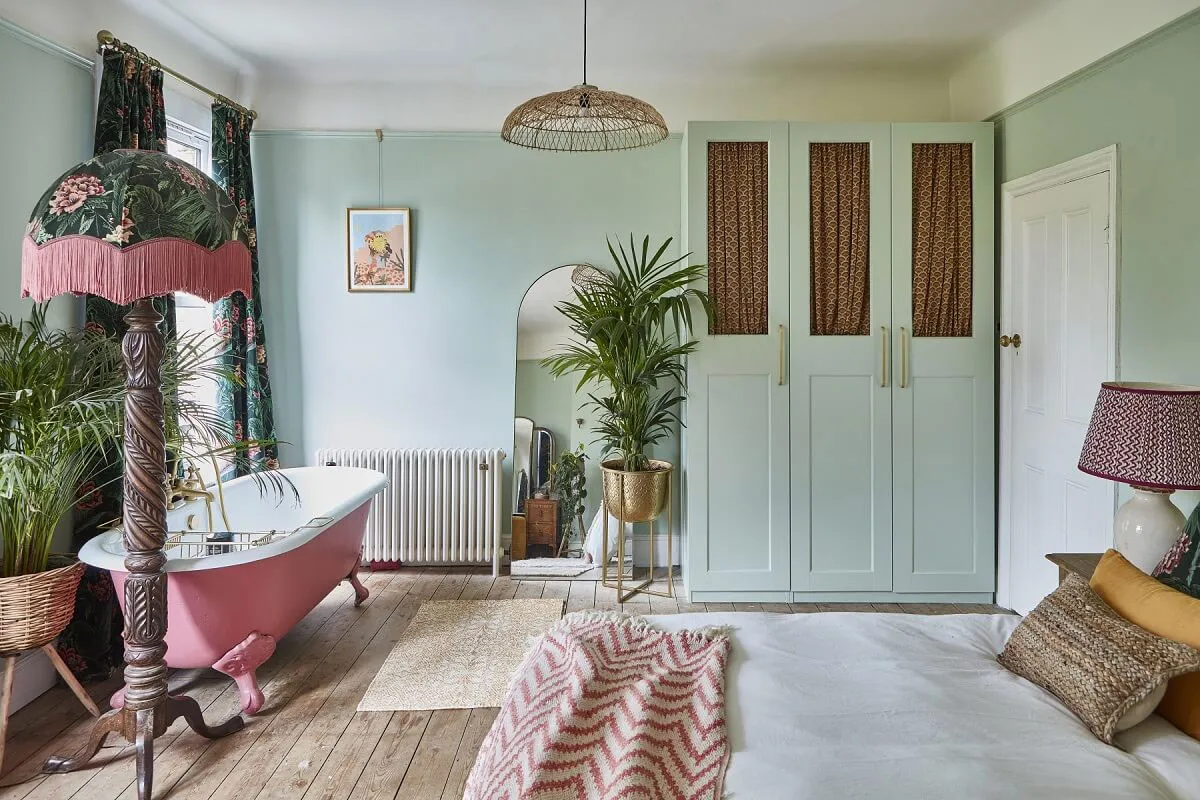 Living Plants, Rural Motifs and Beautiful Garden: Fresh Interior in London - Gallery image 16
