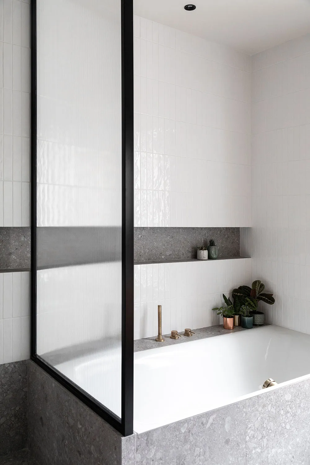 Charmante appartement parisien avec un décor moderne élégant - Gallery image 19