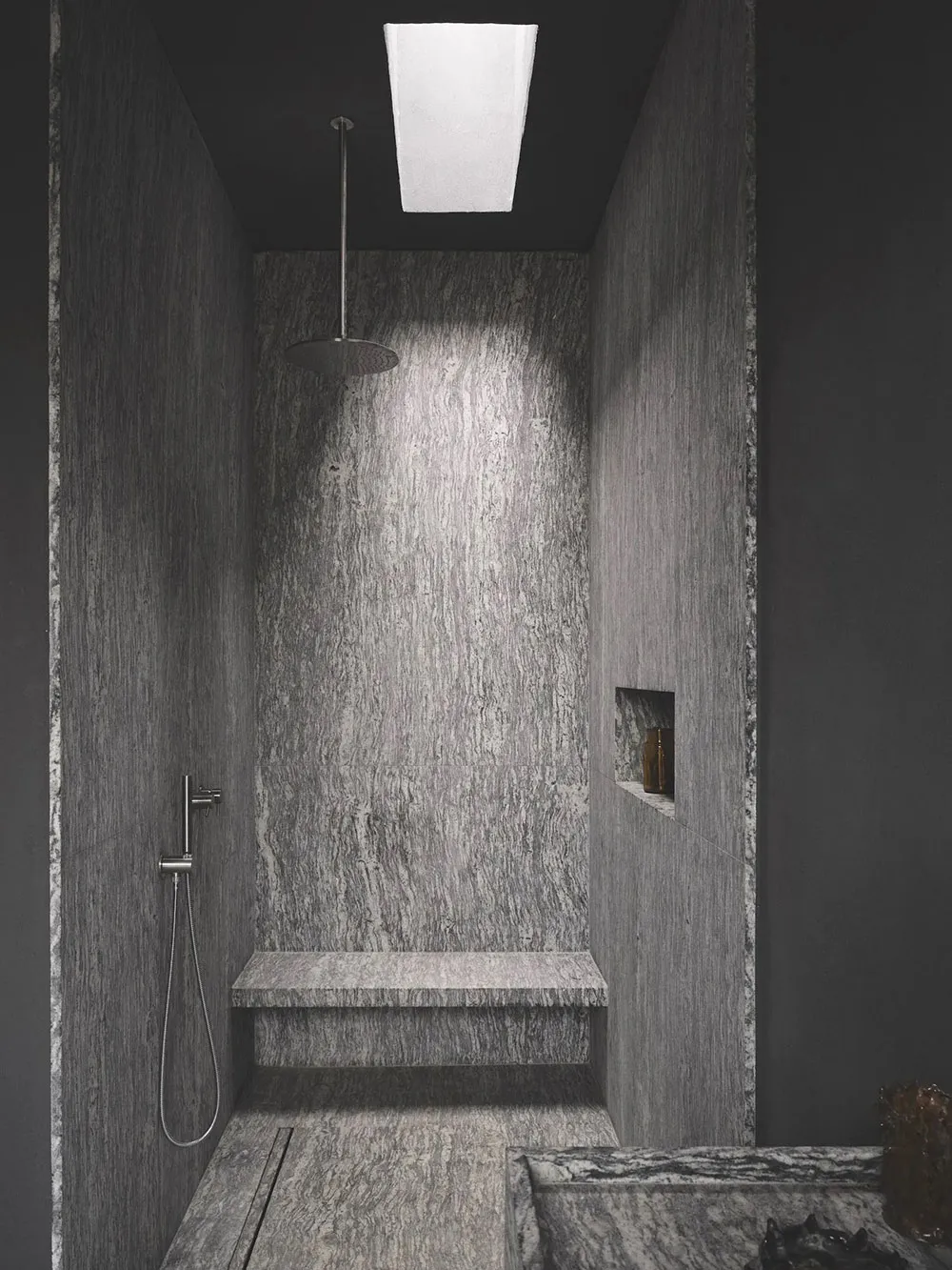 Summer Villa of a Collector in Italy - Gallery image 14