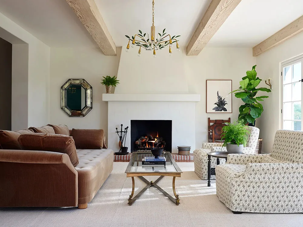 Magnifiques intérieurs de villa espagnole en Californie - Gallery image 2