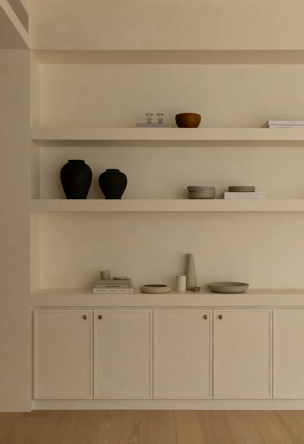 Monochrome Modern Interior of an Edwardian House in Melbourne - Gallery image 19