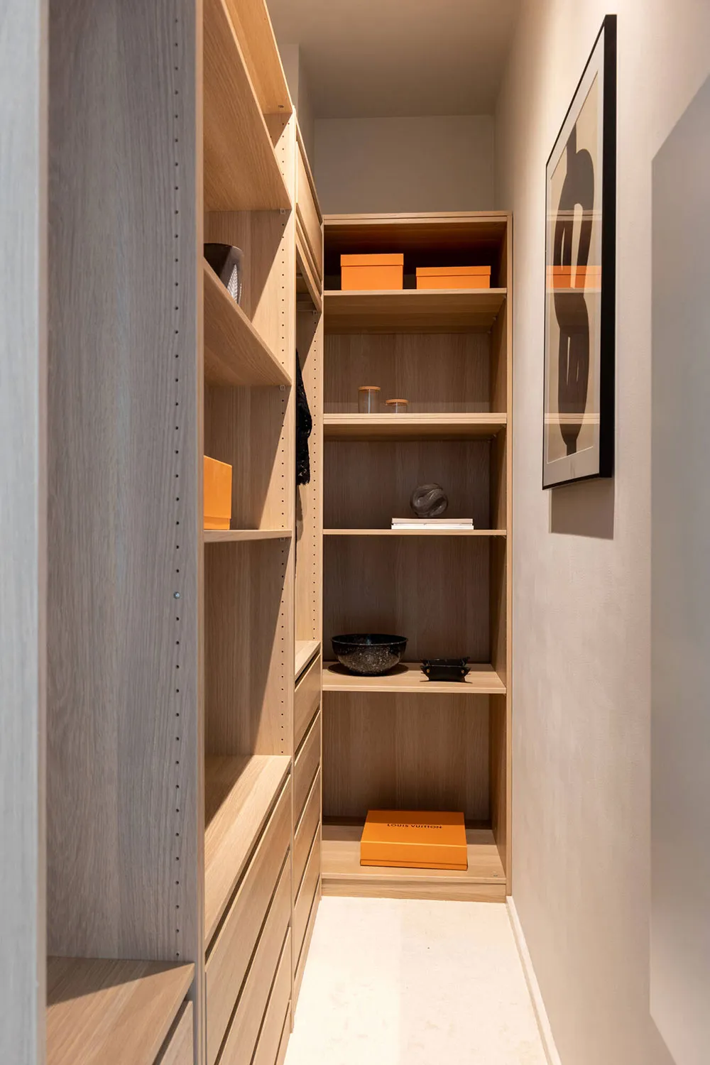 Компактний лофт із верхньою залізницею у будівлі колишньої фабрики в Стокгольмі (61 кв. м) - Gallery image 23