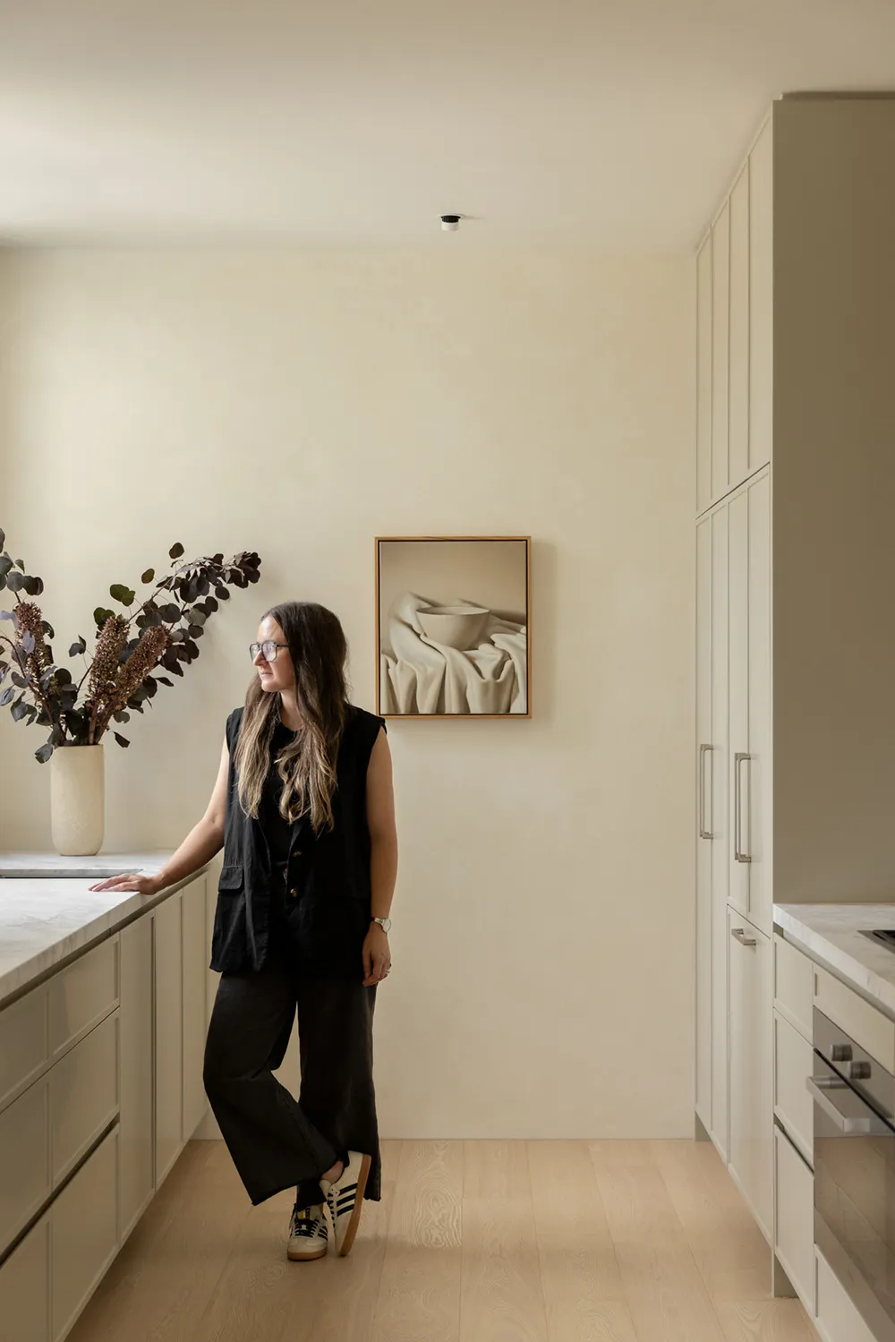Monochrome Modern Interior of an Edwardian House in Melbourne - Gallery image 20