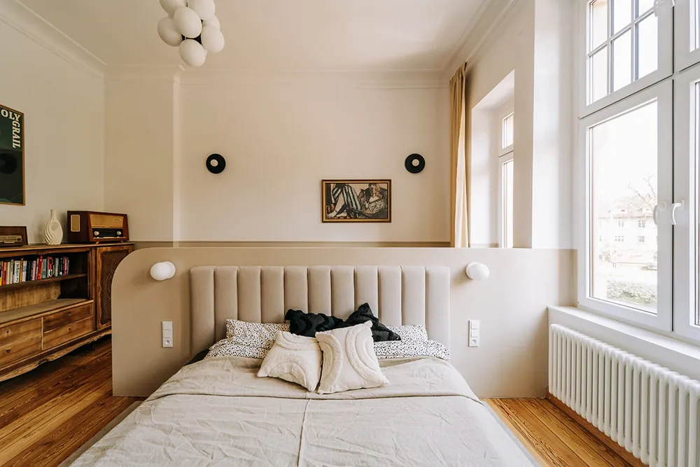 Vintage Doors and Stylish Design: Elegant Interior in Wrocław - Gallery image 9