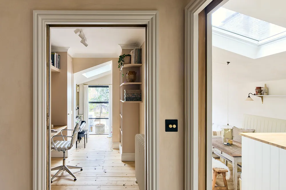 Apartment in London with Private Garden (77 sqm) - Gallery image 16