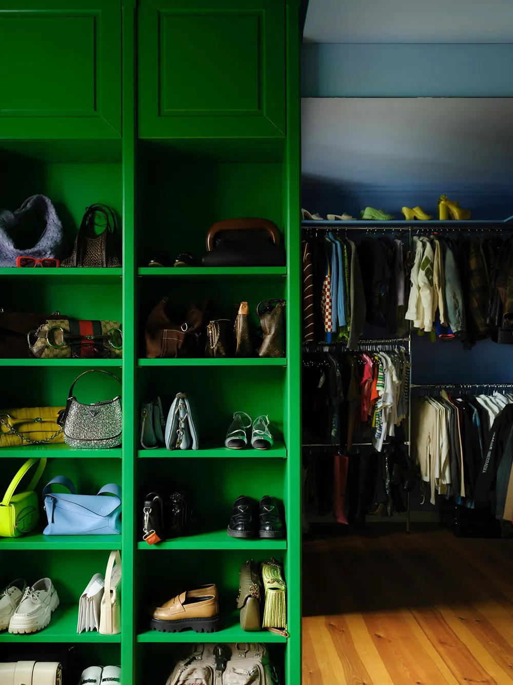 Intérieur audacieux avec un décor inhabituel pour une mannequin à Berlin - Gallery image 11