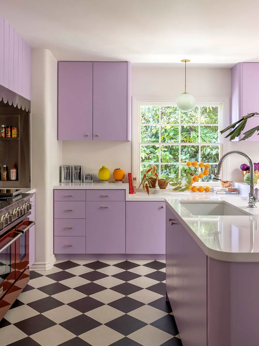 Maximalisme dans les couleurs et le décor : un intérieur original à Los Angeles - Gallery image 3