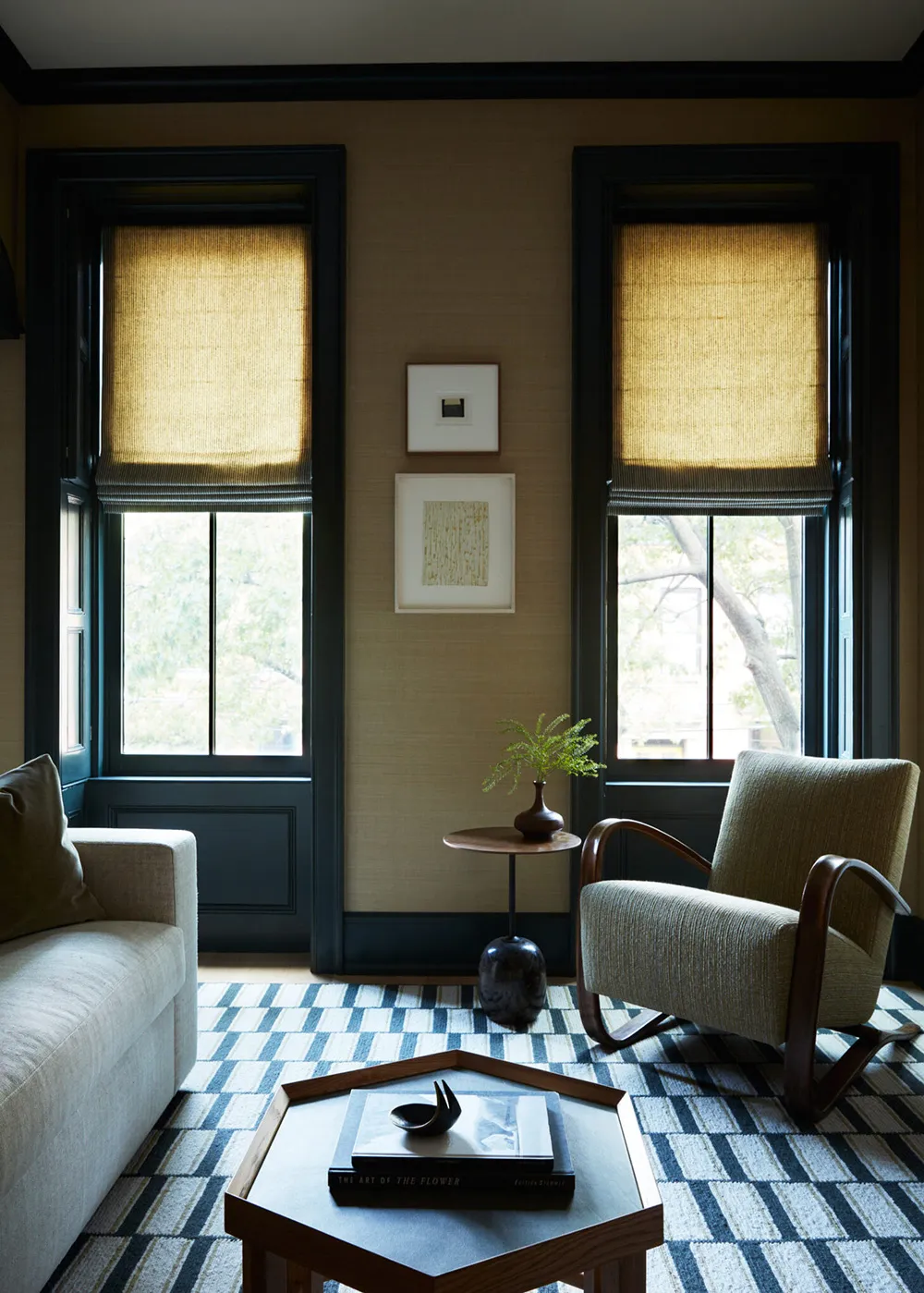 Peaceful Modern Elegance of a Townhouse in New York - Gallery image 12