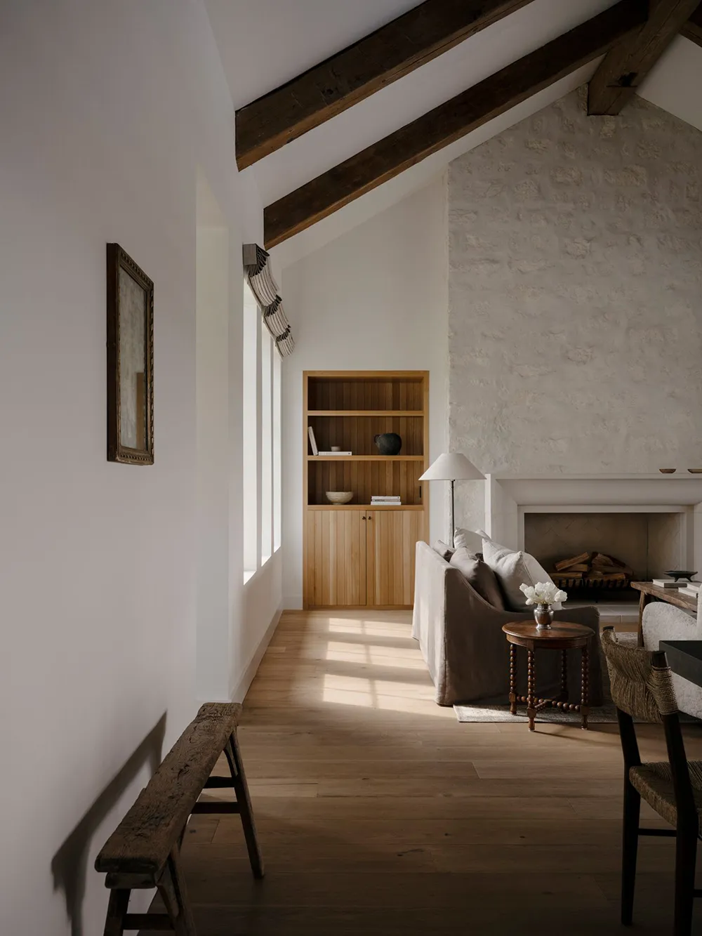 Calm Elegant Country Style in Modern Ranch Design in Texas - Gallery image 8