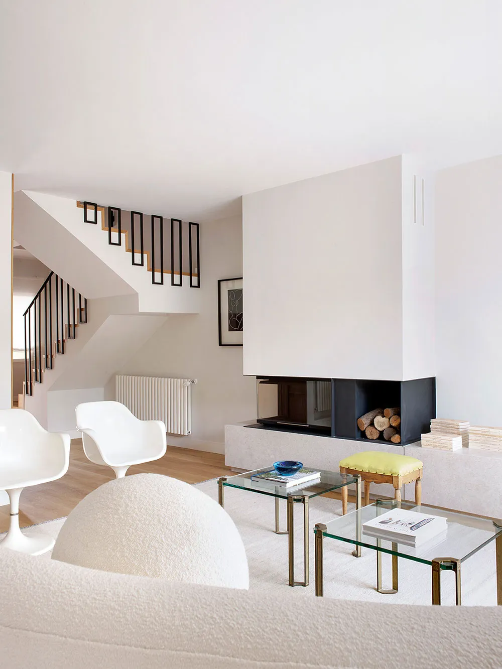 Actualización agradable de un townhouse obsoleto en las afueras de Madrid - Gallery image 2