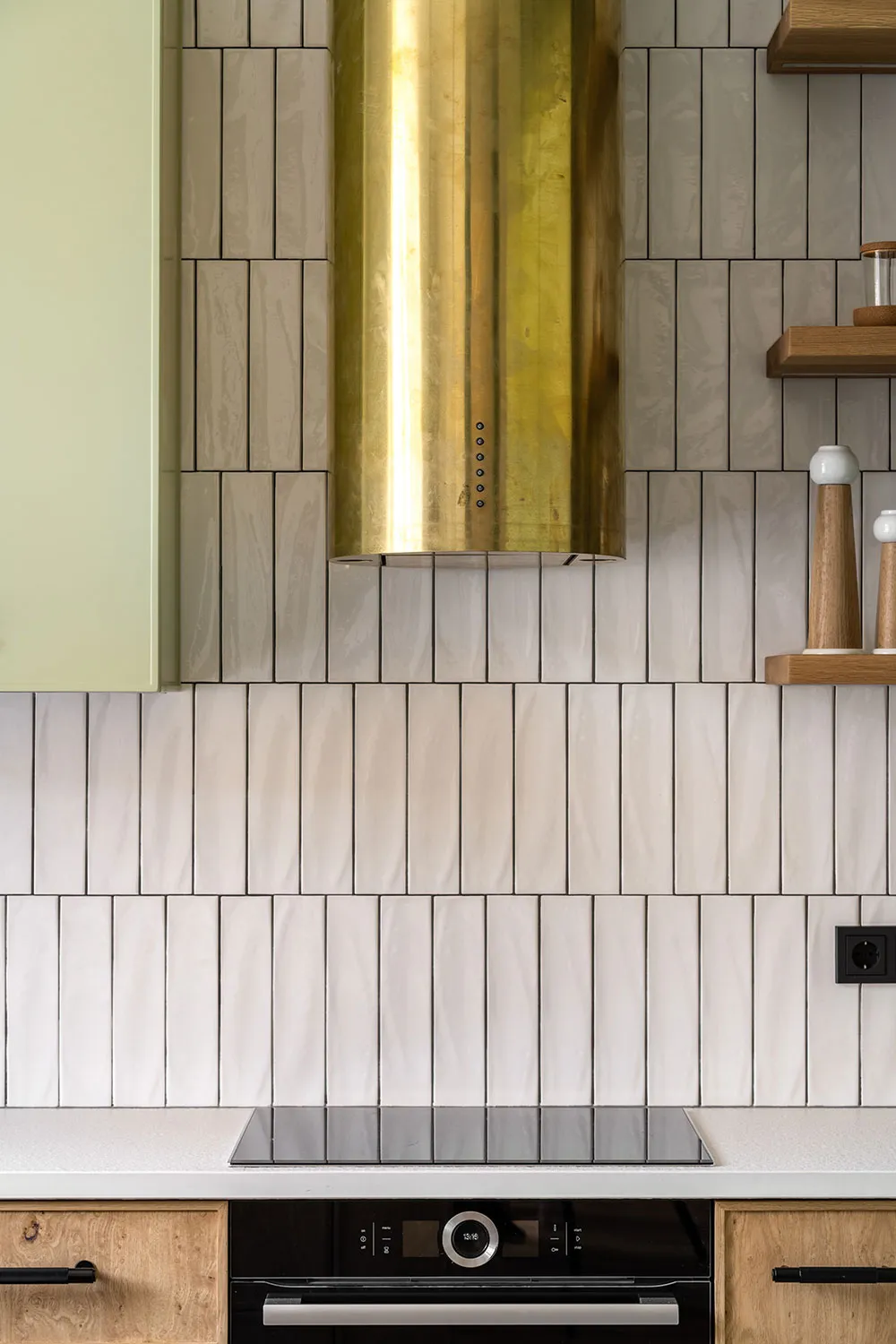 Jastrykowy wnętrze z odcieniami zielonego zamiast еврourbanizmu w historycznym centrum Kiwana - Gallery image 8