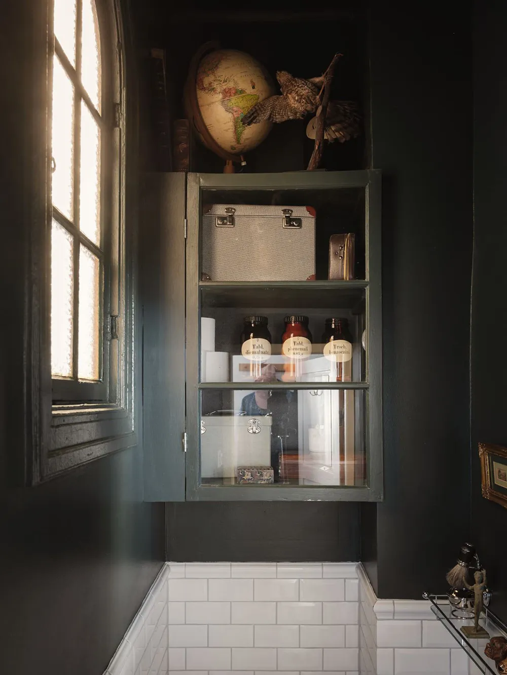 Eklektrischer Interieur einer kleinen skandinavischen Wohnung (63 qm) - Gallery image 13