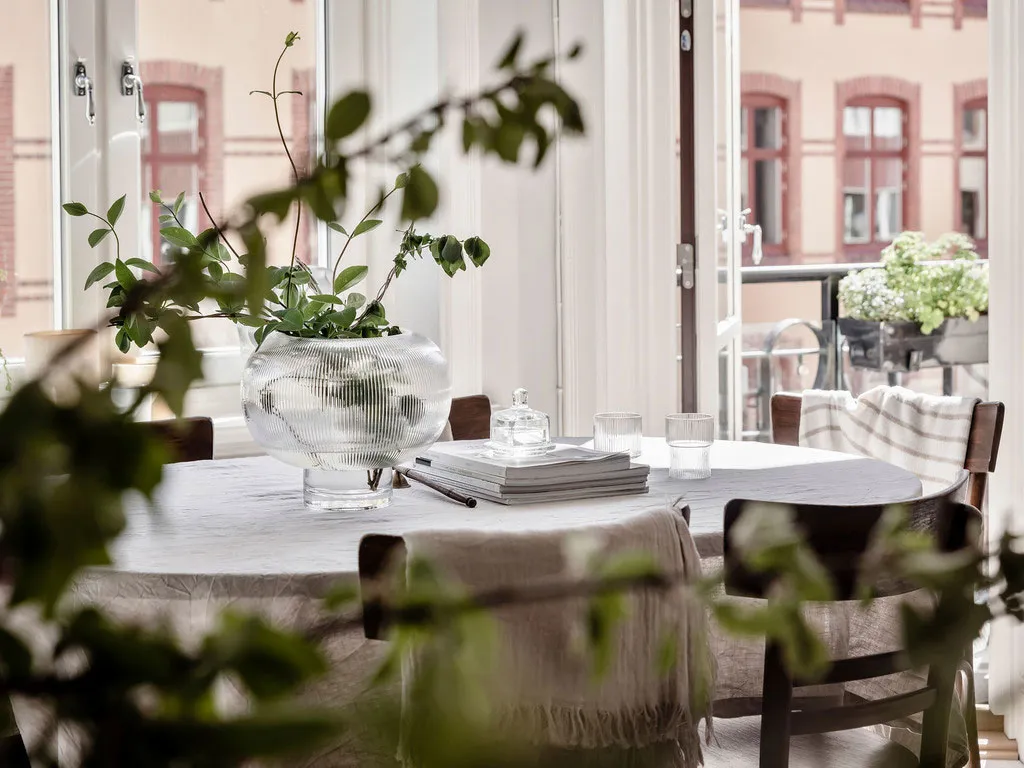 Винтажний буфет і пилково-зелена кухня: світла квартира в Швеції (64 кв. м) - Gallery image 10