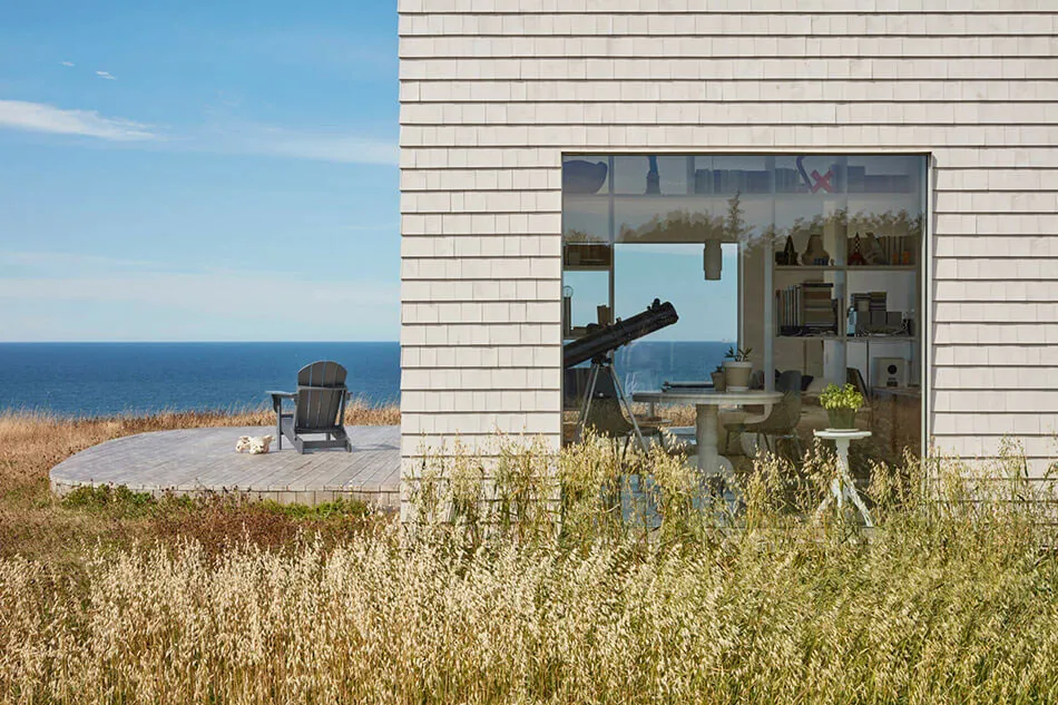 Светлый современный дом отдыха с панорамными видами в Канаде - Gallery image 7