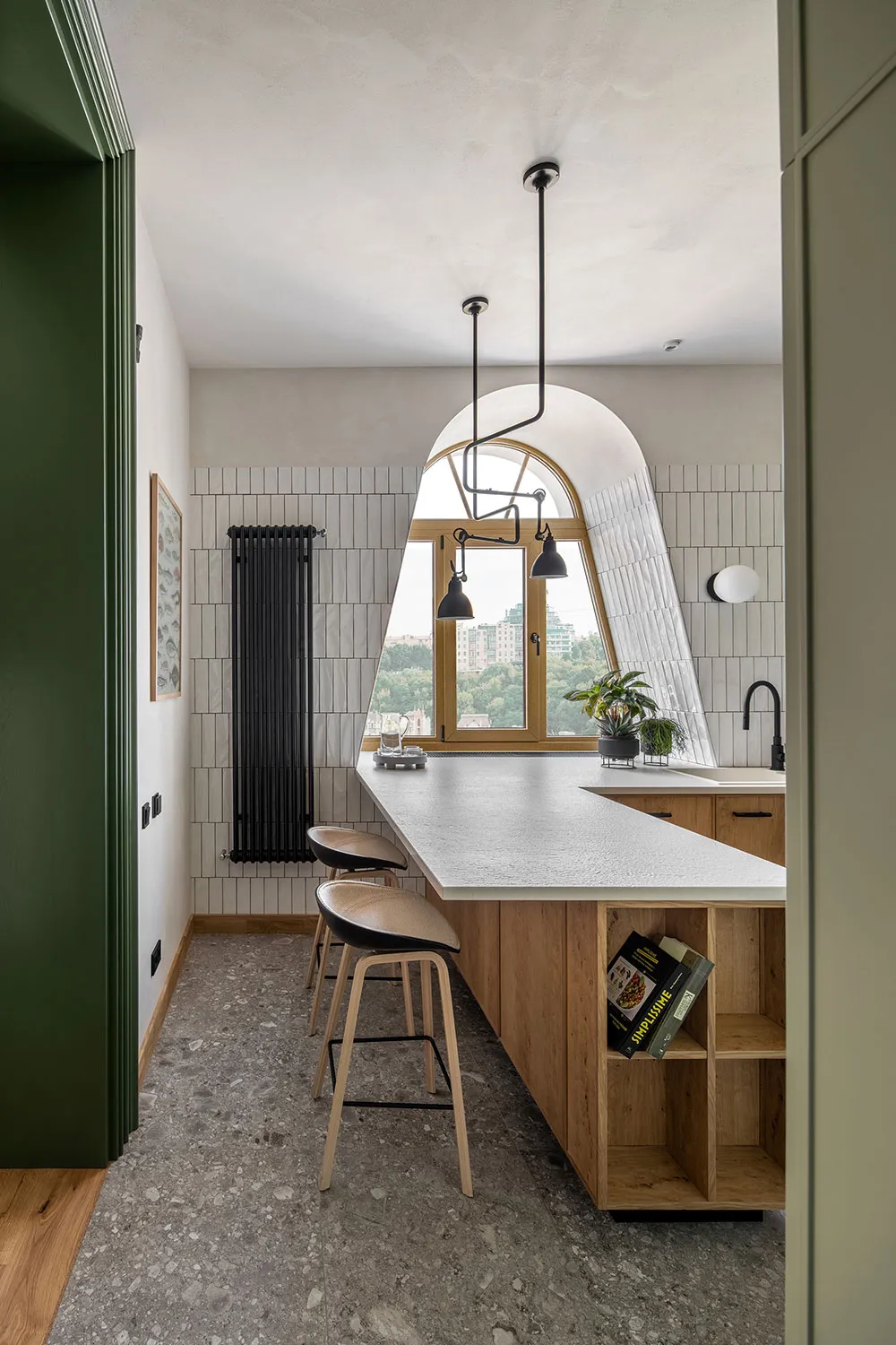 Jastrykowy wnętrze z odcieniami zielonego zamiast еврourbanizmu w historycznym centrum Kiwana - Gallery image 5