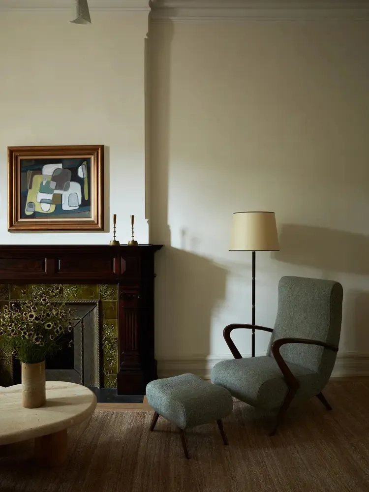 Peaceful Modern Elegance of a Townhouse in New York - Gallery image 5