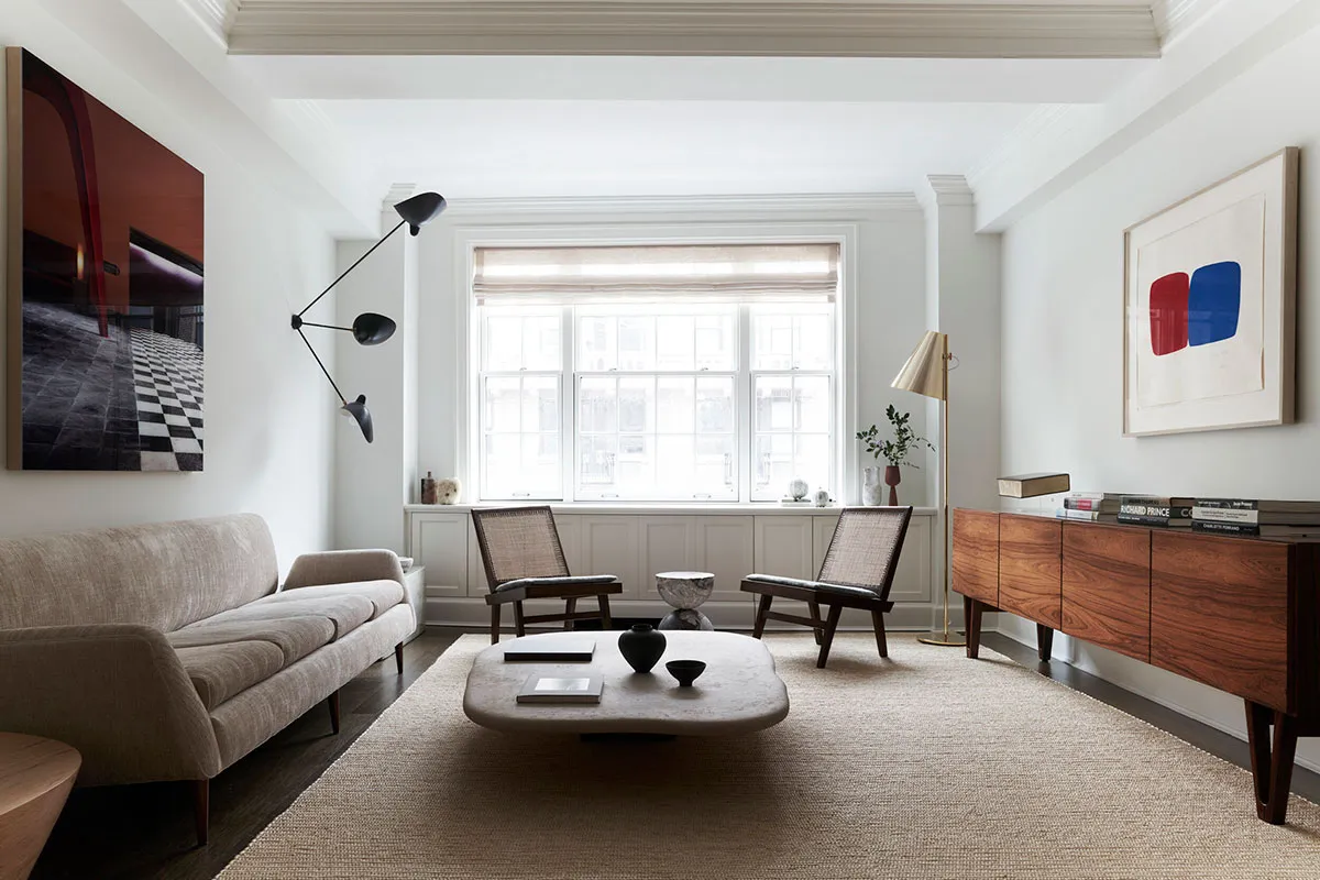 Лаконічний інтер'єр квартири колекціонера мистецтва в Нью-Йорку - Gallery image 2