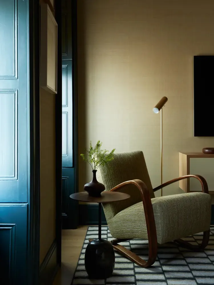 Peaceful Modern Elegance of a Townhouse in New York - Gallery image 13