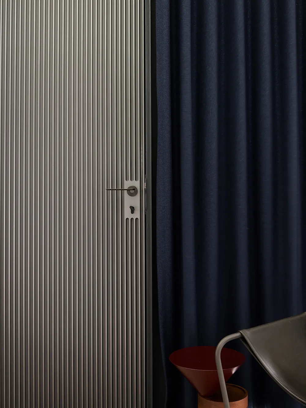 Stylowy интерьер architekta w budynku byłej fabryki butów - Gallery image 6