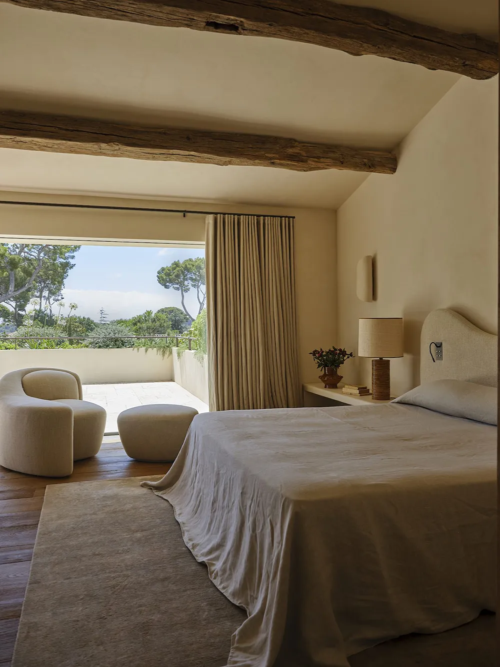 Formas orgánicas y diseño mediterráneo: villa en Sen-Trap - Gallery image 11