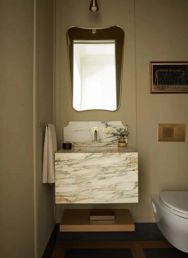 Peaceful Modern Elegance of a Townhouse in New York - Gallery image 17