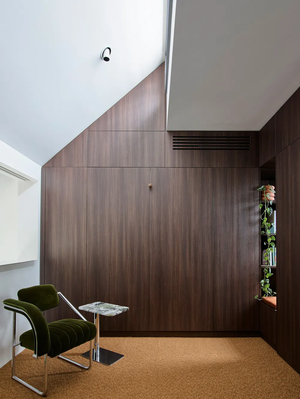 Stylowy интерьер architekta w budynku byłej fabryki butów - Gallery image 9