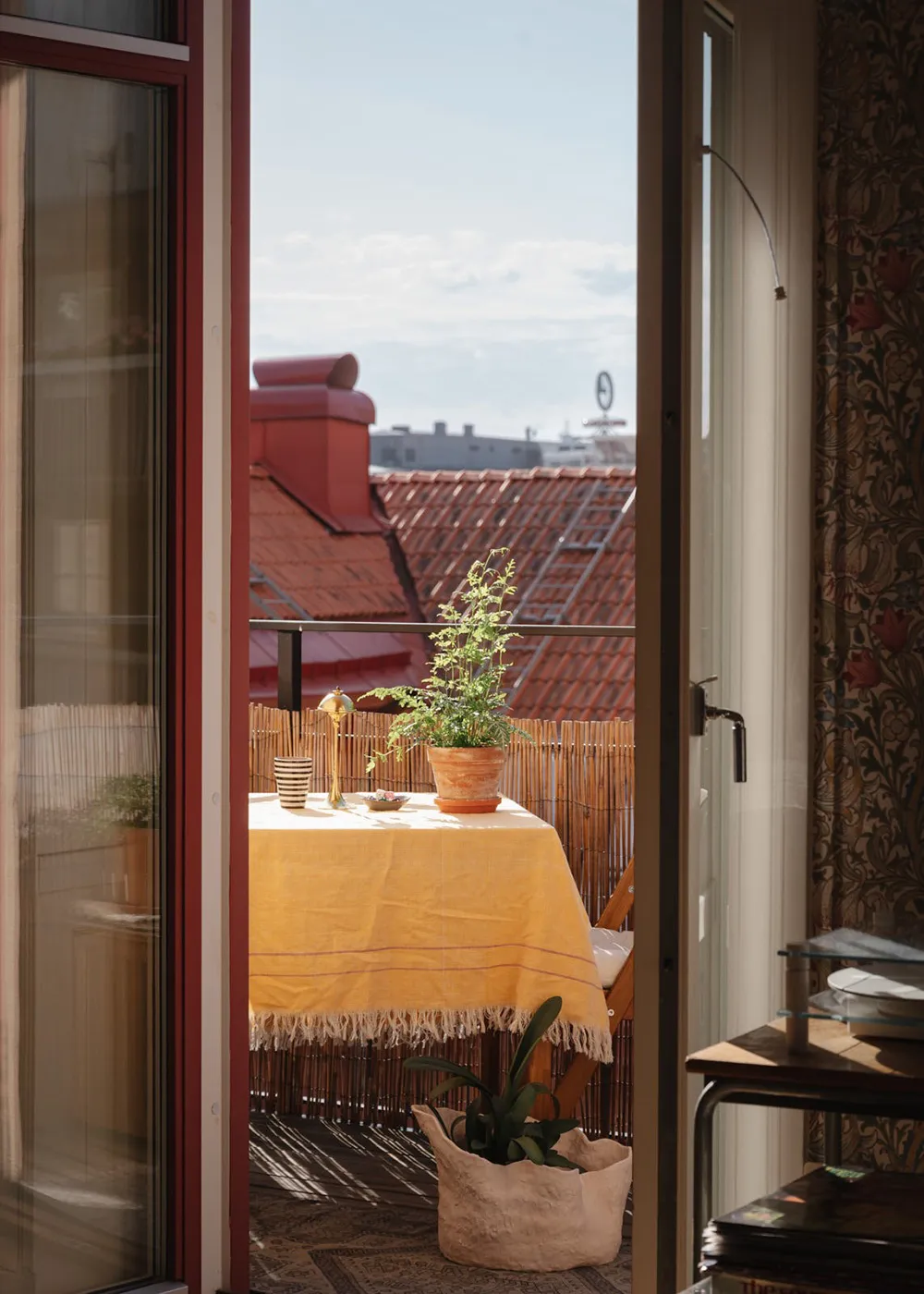 Farbige Wandpapiere: Ein gemütlicher Wohnraum in Stockholm (71 qm) - Gallery image 5