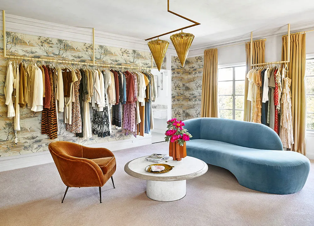 Весняні кольори та нотки гламуру: будинок сім'ї сценариста та режисера в Лос-Анджелесі - Gallery image 8