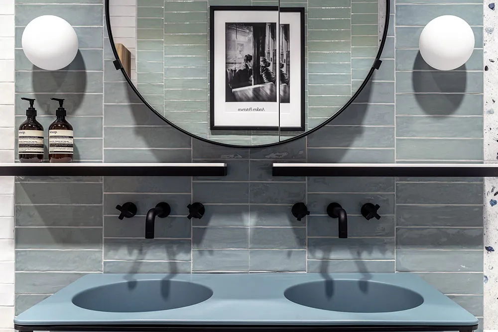 Jastrykowy wnętrze z odcieniami zielonego zamiast еврourbanizmu w historycznym centrum Kiwana - Gallery image 24