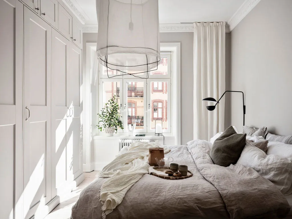 Винтажний буфет і пилково-зелена кухня: світла квартира в Швеції (64 кв. м) - Gallery image 23