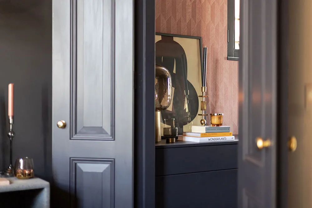 Efektowne odcienie szarości w дизайnie historycznego domu w Holandii - Gallery image 28