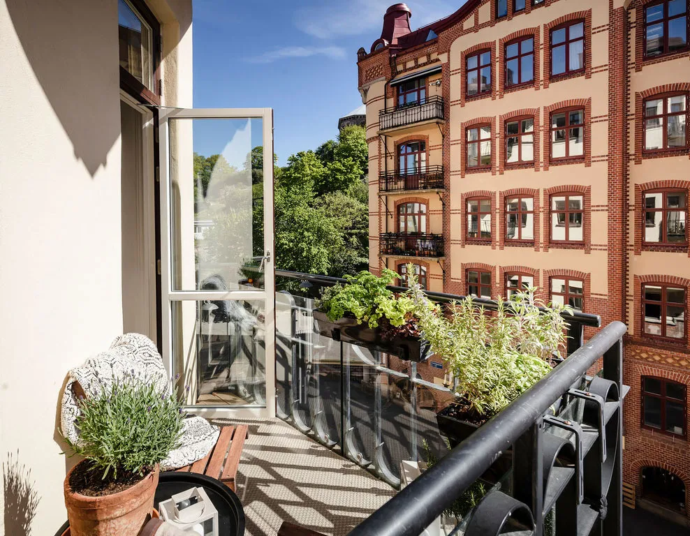 Винтажний буфет і пилково-зелена кухня: світла квартира в Швеції (64 кв. м) - Gallery image 7