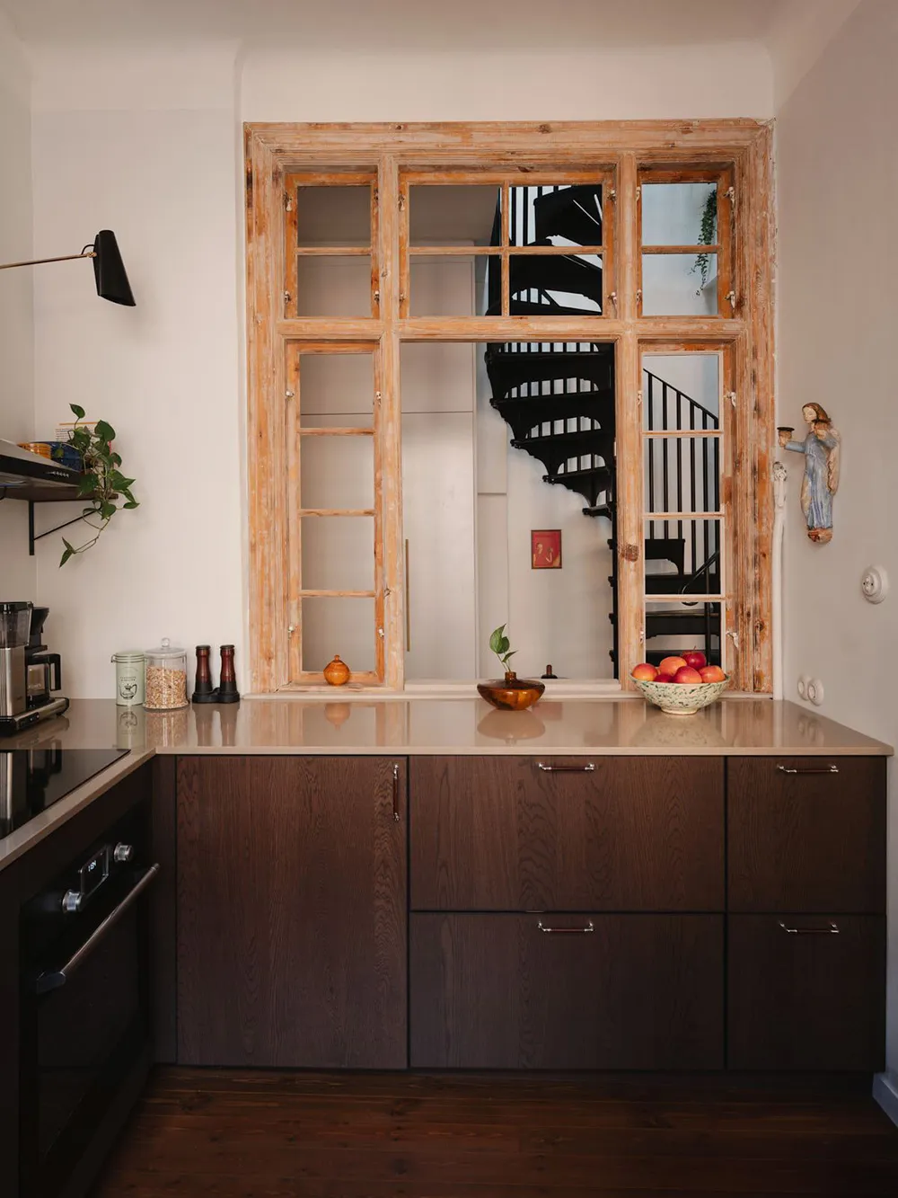 Eklektrischer Interieur einer kleinen skandinavischen Wohnung (63 qm) - Gallery image 10