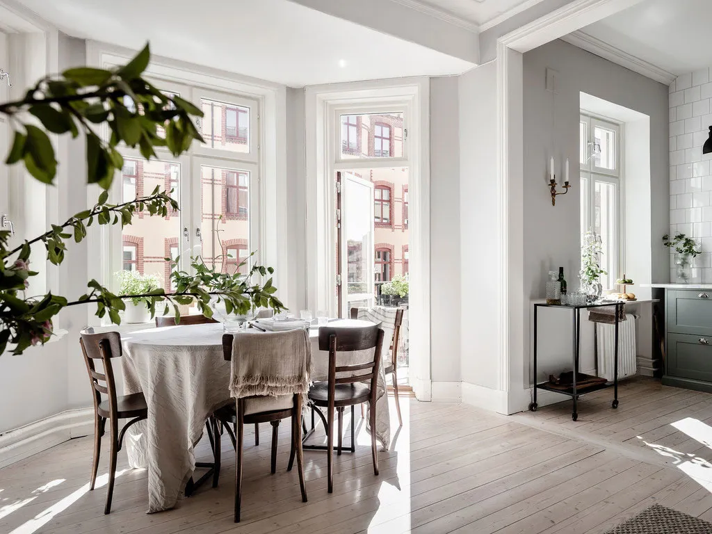 Винтажний буфет і пилково-зелена кухня: світла квартира в Швеції (64 кв. м) - Gallery image 6