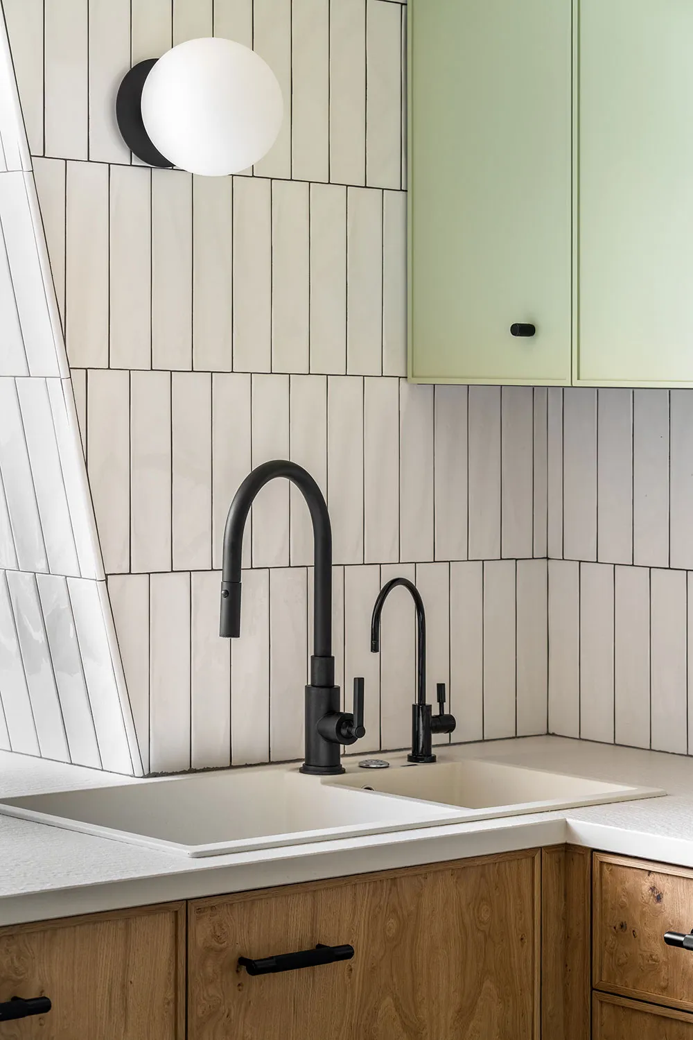 Jastrykowy wnętrze z odcieniami zielonego zamiast еврourbanizmu w historycznym centrum Kiwana - Gallery image 6