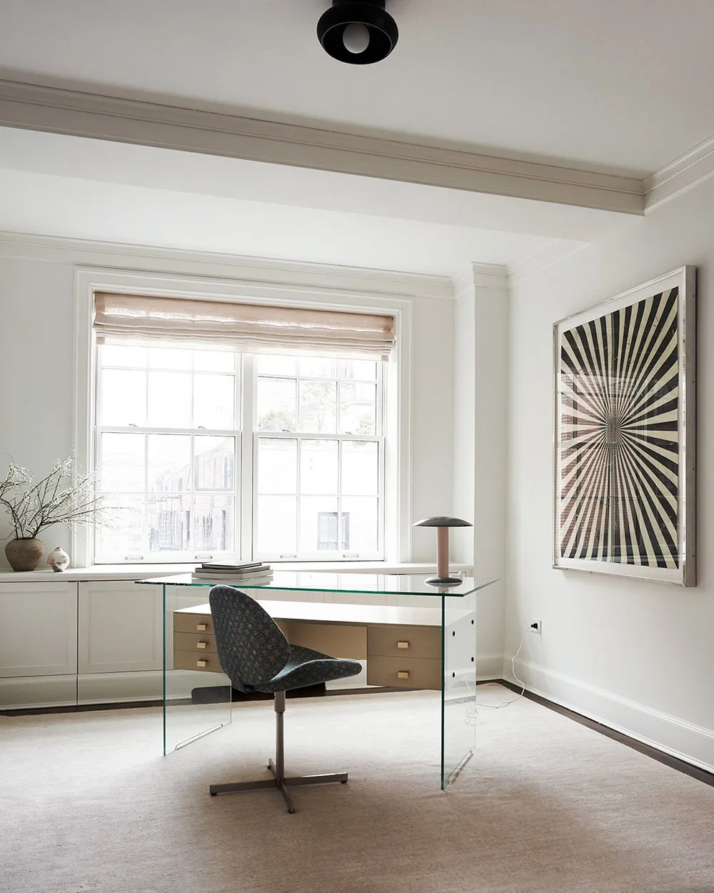 Лаконічний інтер'єр квартири колекціонера мистецтва в Нью-Йорку - Gallery image 9