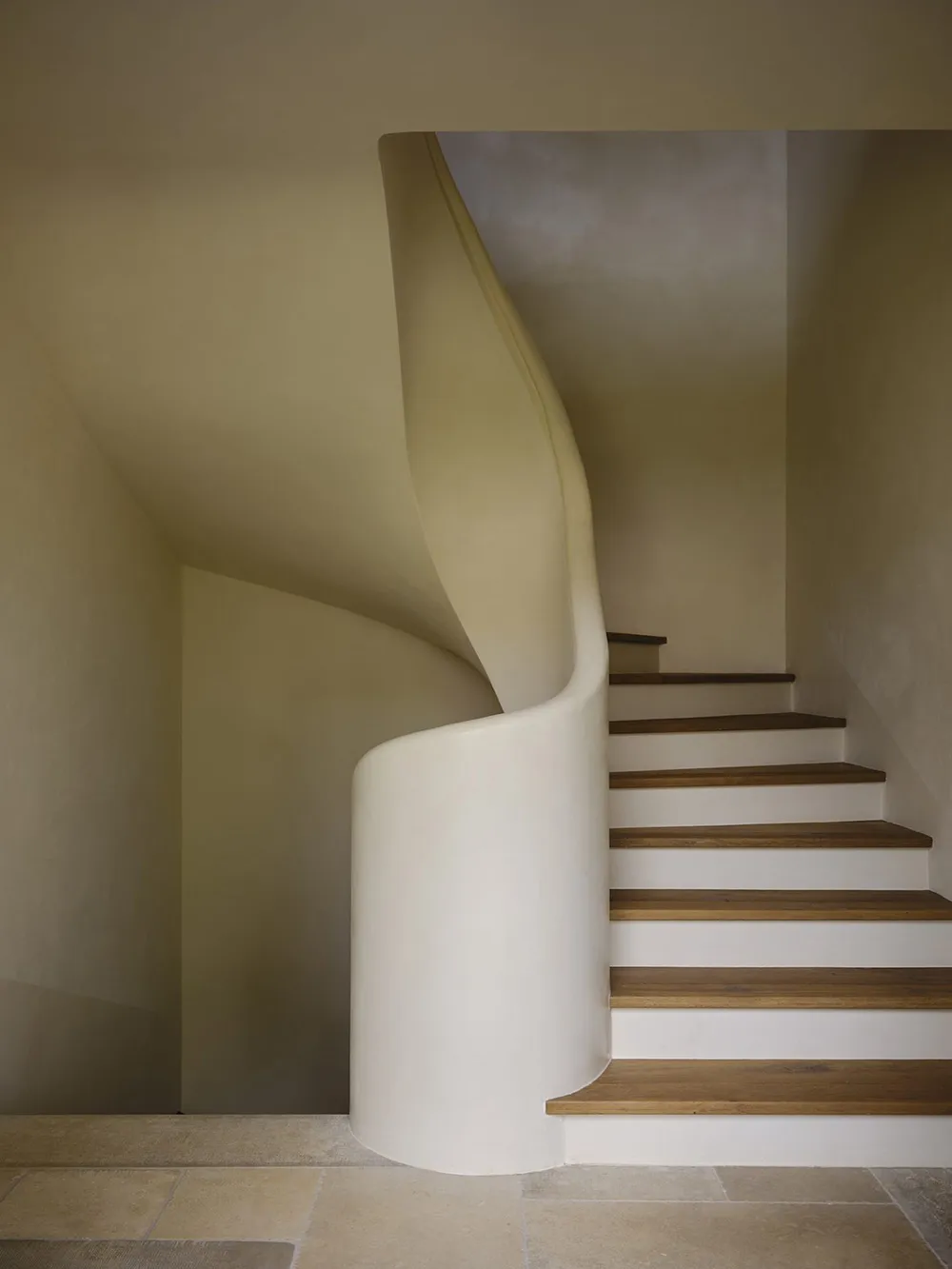 Formas orgánicas y diseño mediterráneo: villa en Sen-Trap - Gallery image 9