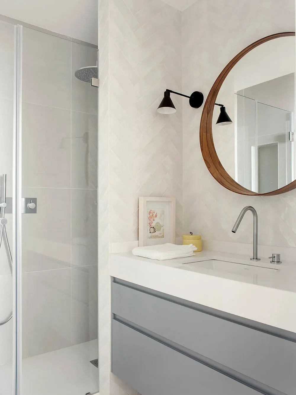 Actualización agradable de un townhouse obsoleto en las afueras de Madrid - Gallery image 18