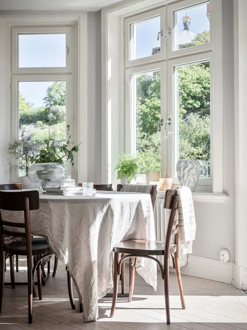 Винтажний буфет і пилково-зелена кухня: світла квартира в Швеції (64 кв. м) - Gallery image 21