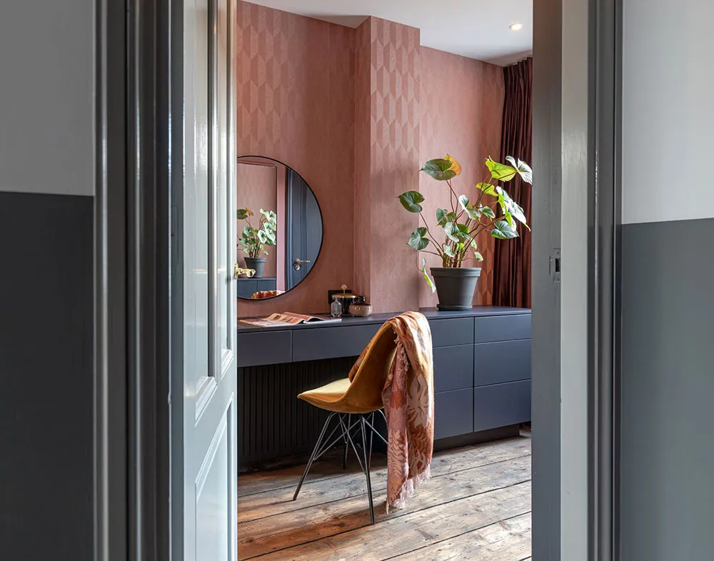 Efektowne odcienie szarości w дизайnie historycznego domu w Holandii - Gallery image 10