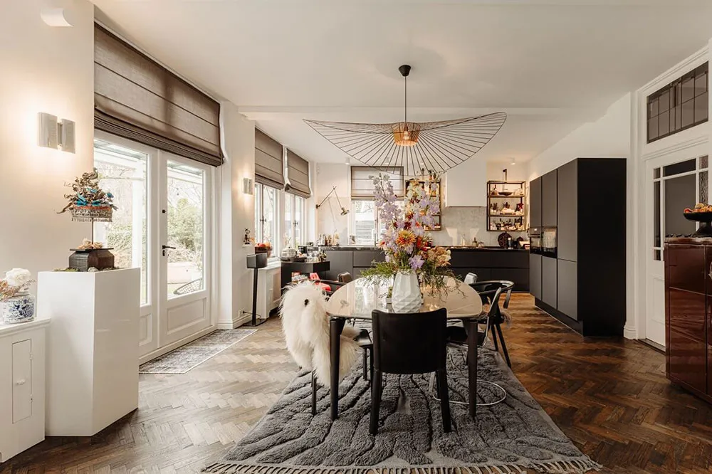 History and modernity in a rural cottage in the Netherlands - Gallery image 9