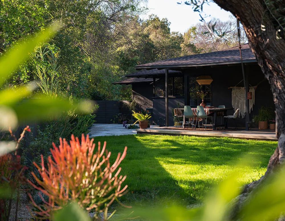 Каліфорнійське ранчо середини минулого століття з затишними інтер'єрами - Gallery image 17