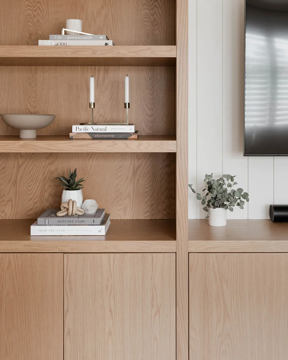 De un espacio aburrido a un acogedor y cálido interior: renovación de la sala de estar en Canadá - Gallery image 11