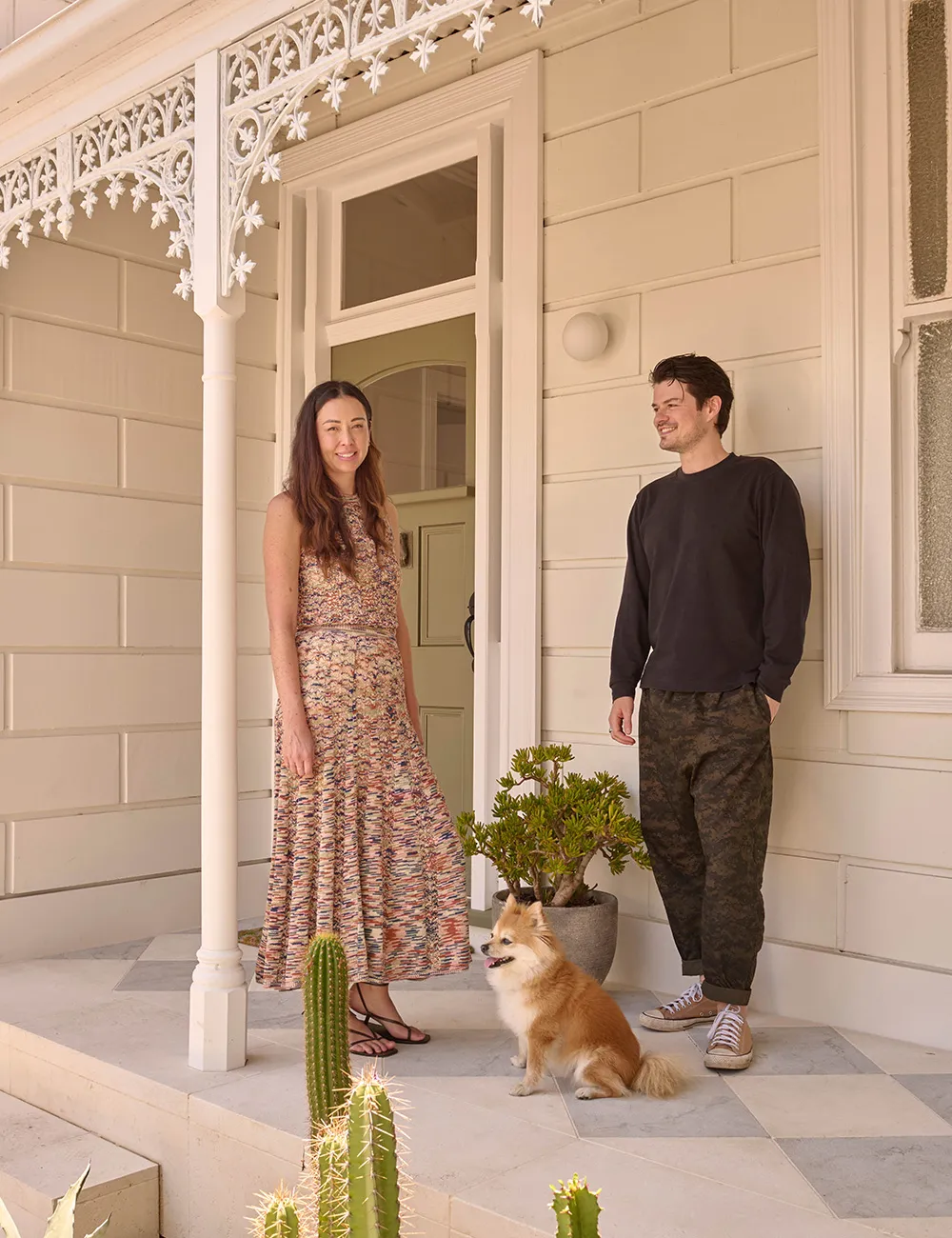 Interior de durazno agradable en una pequeña casa de una familia joven en Melbourne - Gallery image 2