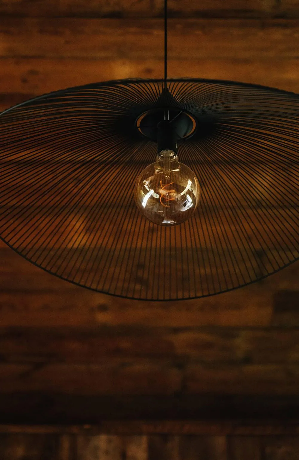 Полностью деревянный коттедж с видом на озеро в Англии - Gallery image 13