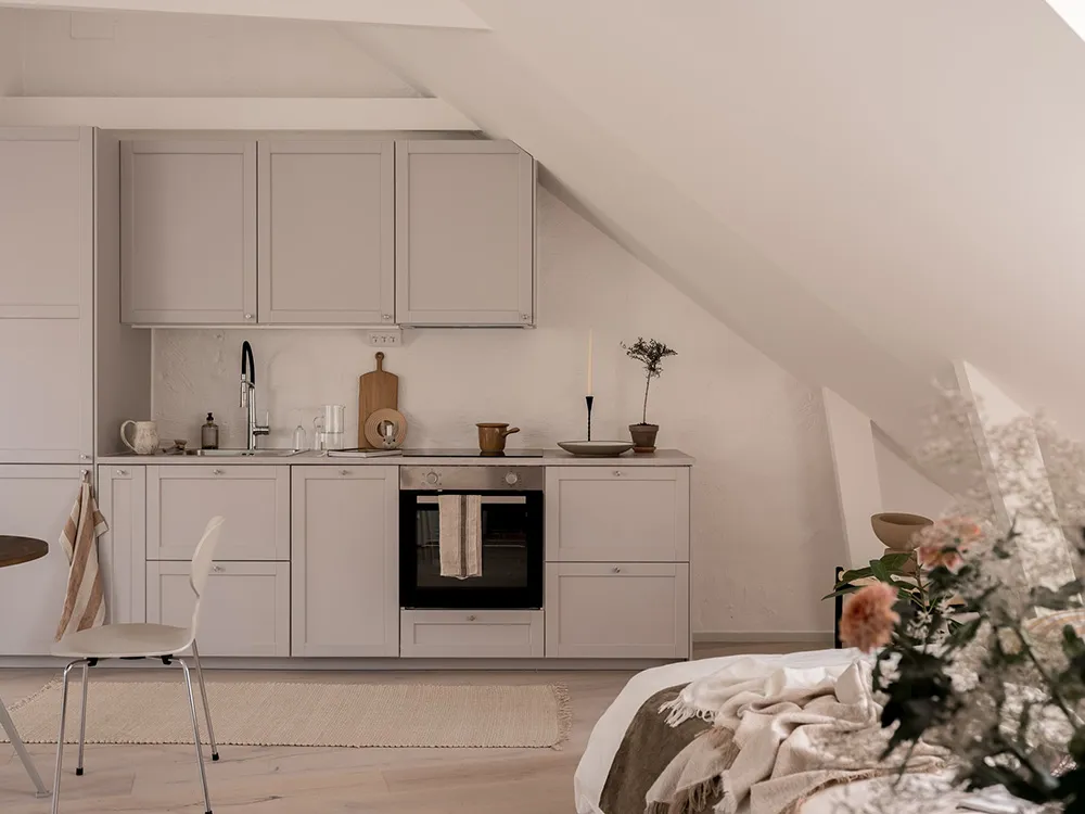 Una pequeña pero luminosa y acogedora mansión en Suecia (35 m²) - Gallery image 13