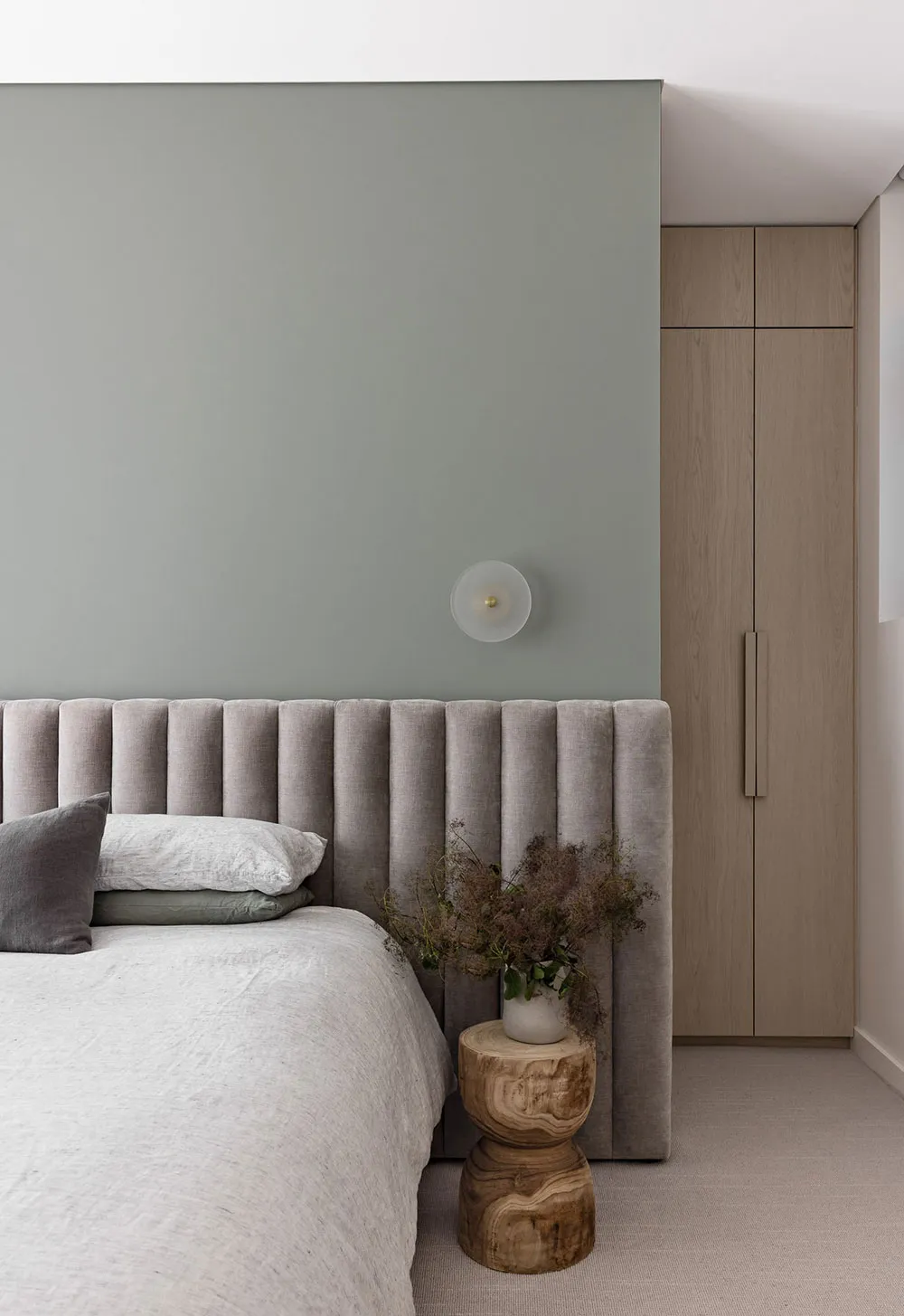 Kamień, drewno, minimalizm: miękkie nowoczesne wnętrza w Sydney - Gallery image 11