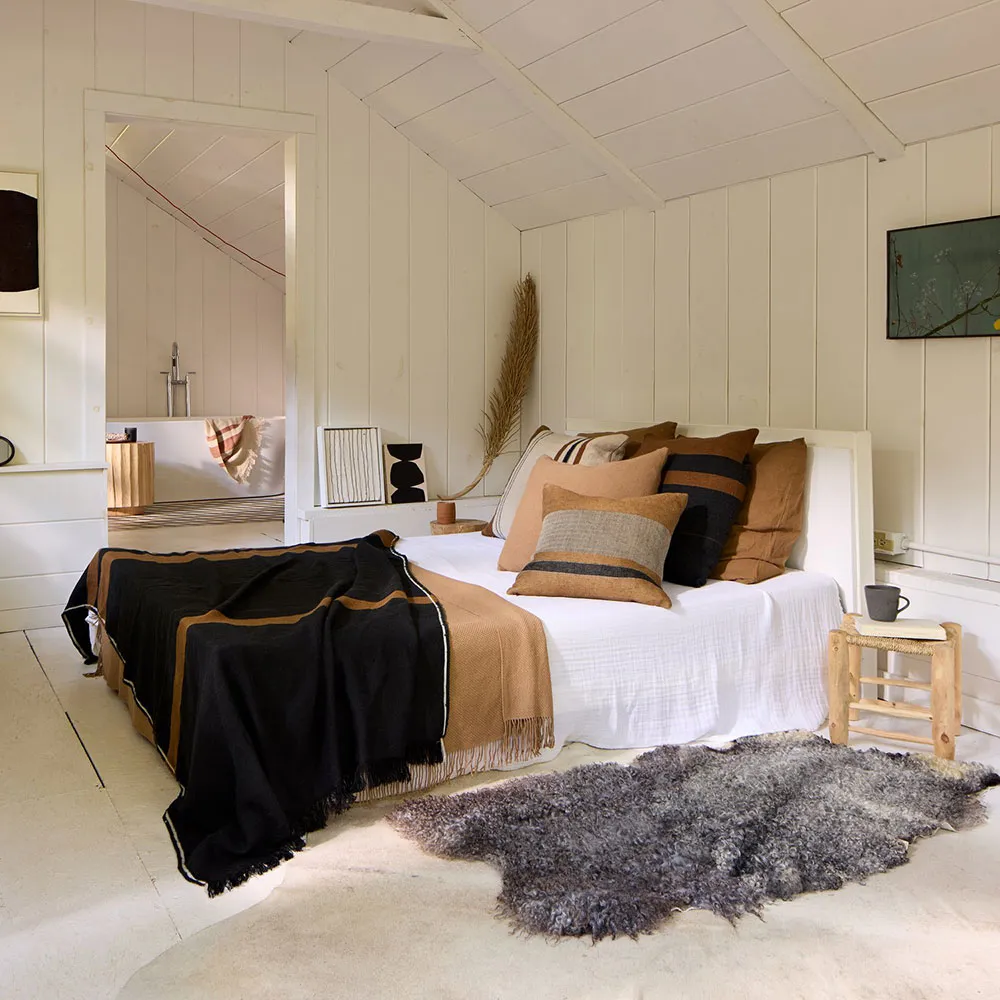 Reserved Modern Elegance in Interior Photography by David Chow - Gallery image 10