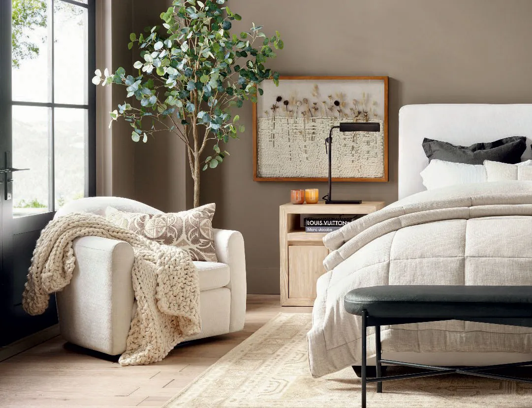 Interiores acogedores y cálidos del catálogo otoñal de Pottery Barn - Gallery image 21